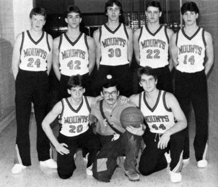 1986 Boys Hoops featuring many bricks